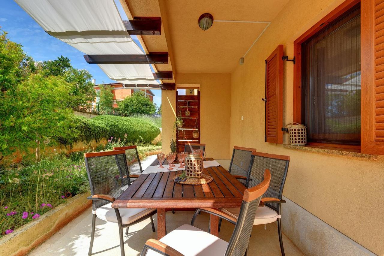 Apartments Buic Vinkuran Bagian luar foto