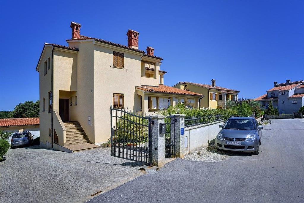 Apartments Buic Vinkuran Bagian luar foto